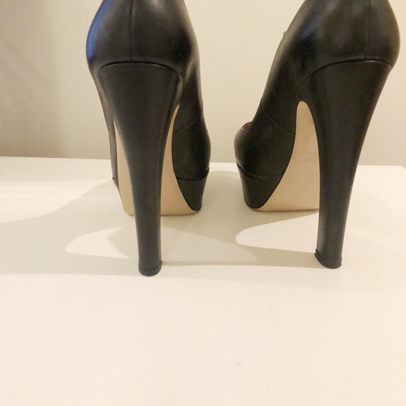 AUTHENTIC VALENTINO Black Leather Platform heel - Picture 3 of 4